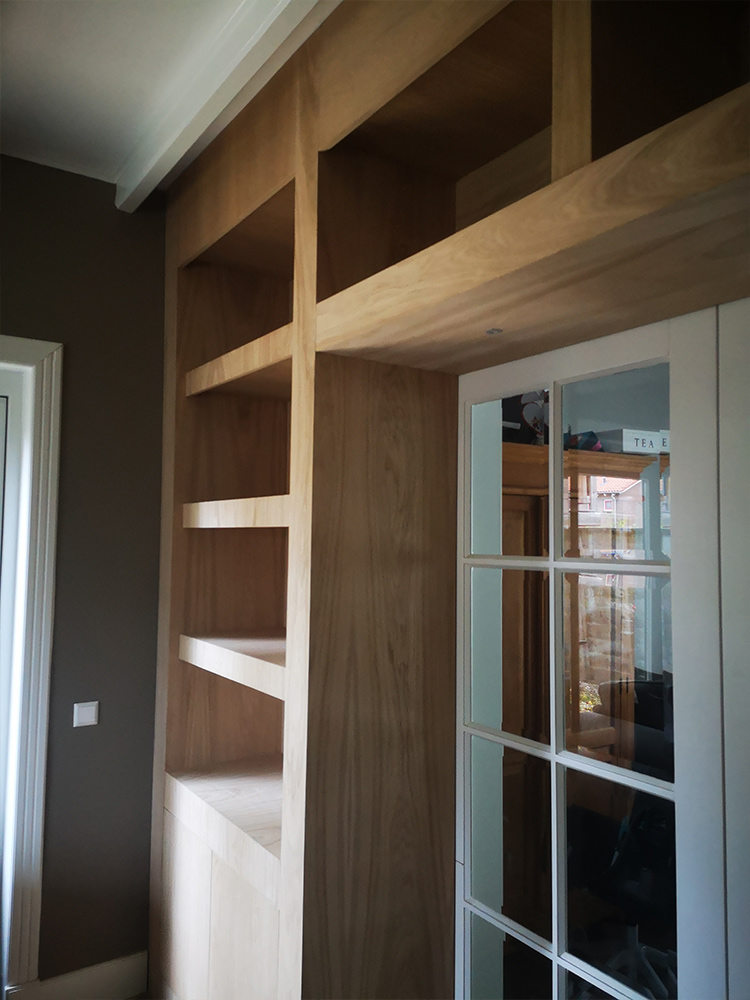 Vakkenkast in woning